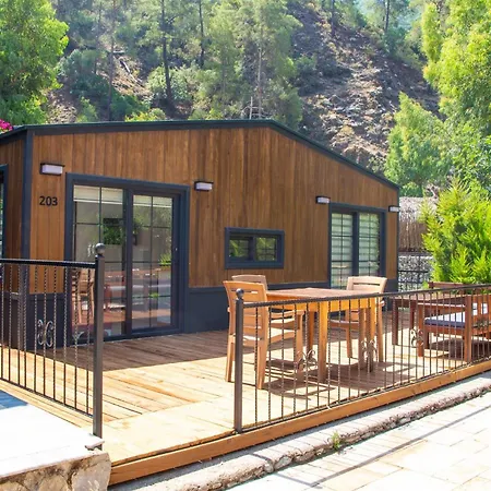 Отель Suna Village &