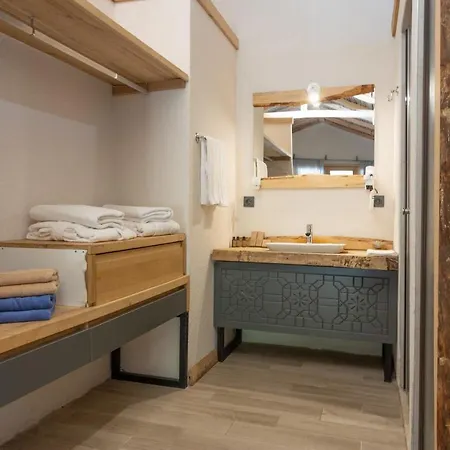 Suna Village & Hotell 3*