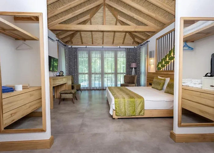 Suna Village & Hotel