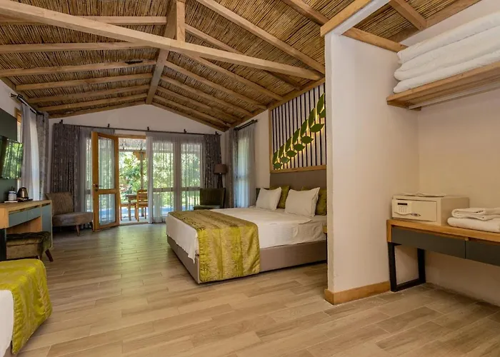 Hotel Suna Village & 3*