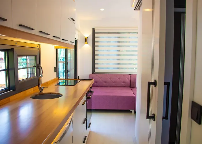 Hotel Suna Village & 3*