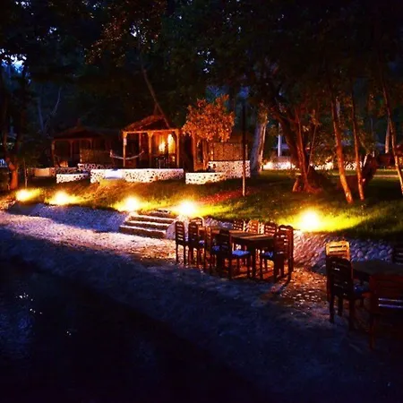 Hotel Suna Village &